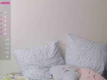 webcam girl crystal_one today image #200286