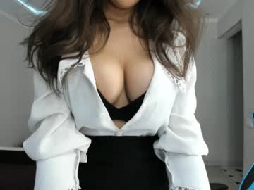 webcam girl mei_tin today image #2073983