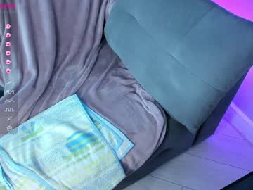 webcam girl max_level today image #815585