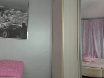 webcam girl _mito_69 today image #3565713