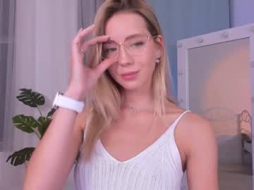 webcam girl emmi_rosee today image #503752