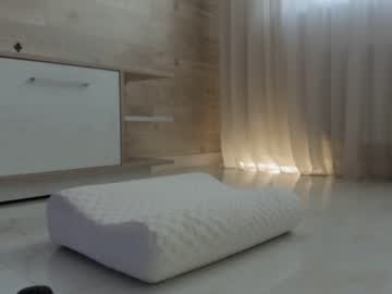 webcam girl meryfoxxx today image #1731662