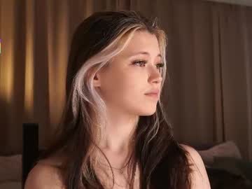 webcam girl shyakemi today image #6172