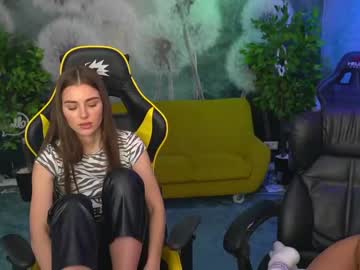 webcam couple kira0541 today image #2835185