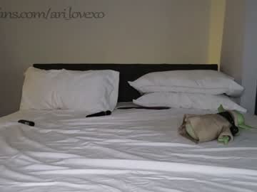 webcam couple ari_lovexo today image #3909155