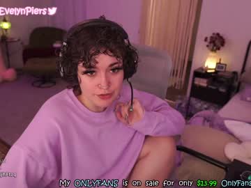 webcam girl evelynpiers today image #2691609