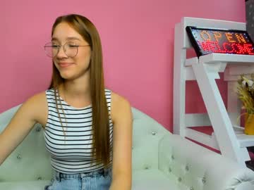 webcam girl afinasoft today image #2598531