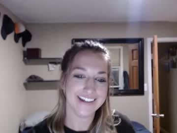webcam girl hunnybunny870 today image #400783