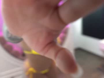 webcam girl ashlyeroberts1 today image #1416655