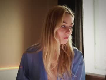 webcam girl cocolavina today image #2175819