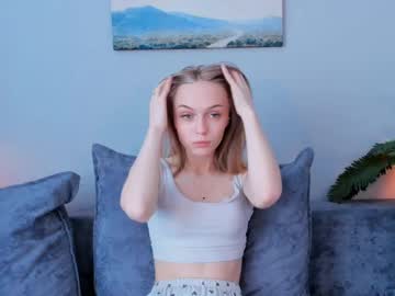 webcam girl edaclose today image #4074072