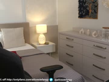 webcam girl smileyouarehere today image #3753767