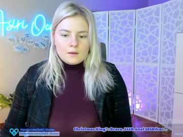 webcam girl asiri_ocean today image #737835