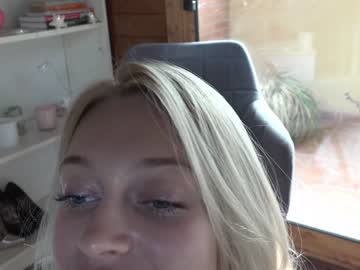 webcam girl joobeelee today image #703243