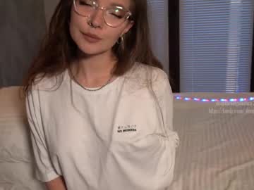 webcam girl _deepthroatgalactica today image #2736673