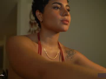 webcam girl arletnoa today image #499476