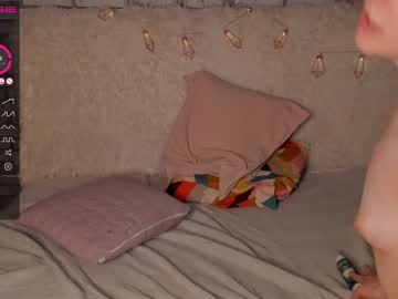 webcam girl brendiekira today image #1505587