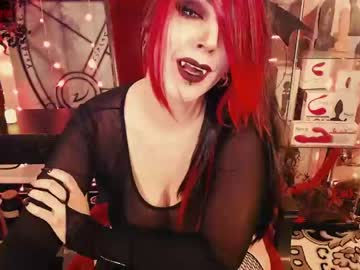 webcam girl lilithdarque today image #588396