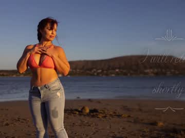 webcam girl carliescott_meow today image #2455166