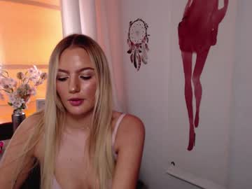 webcam girl shy_zorii today image #1615931