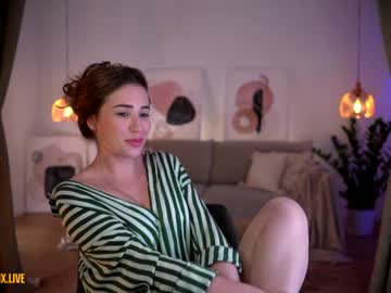 webcam girl provocatrixx today image #593099