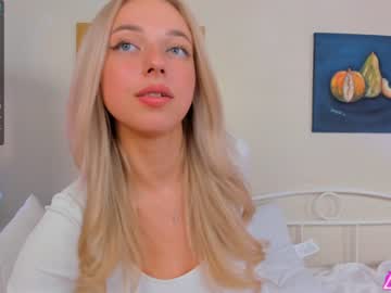 webcam girl katrinpolly today image #2353395