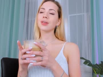 webcam girl emmi_rosee today image #1565331