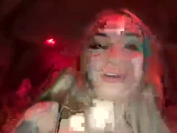 webcam couple twistedstones420 today image #4065296