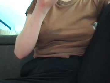 webcam girl chloew1 today image #3212773