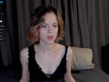 webcam girl bonniesherri today image #2568040