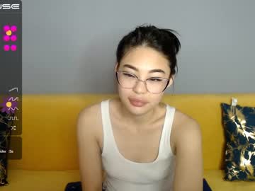 webcam girl little_v1rgin_angel today image #2167009
