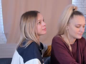 webcam girl zoejulie today image #2650186