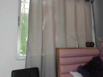 webcam girl roberta_lipa today image #2623879