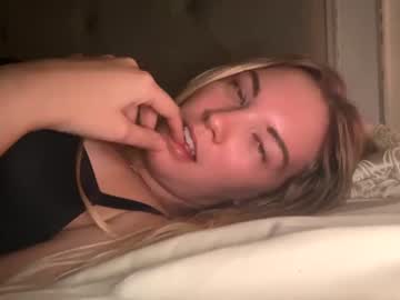 webcam girl mariah95 today image #2913657