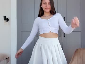 webcam girl eleonora_linn today image #2024119