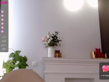 webcam girl small_blondee today image #1824802