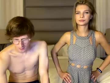 webcam couple l_0l today image #3093940