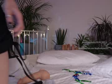 webcam girl _deepthroatgalactica today image #1518749
