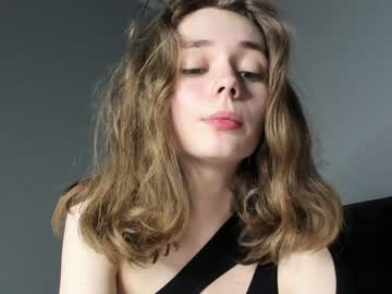 webcam girl mxxnsxsul today image #2451432