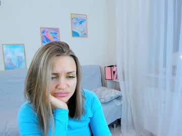 webcam girl milliway1 today image #392128