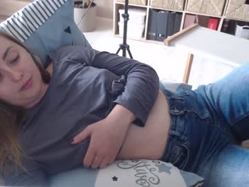 webcam girl juicy_peach88 today image #2651824