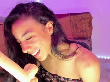 webcam girl abiee__ today image #1050291
