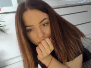 webcam girl meryfoxxx today image #2421071