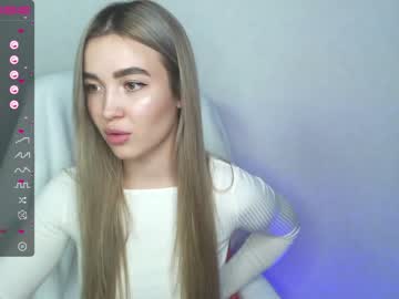 webcam girl yourvirusqueen_ today image #2224078