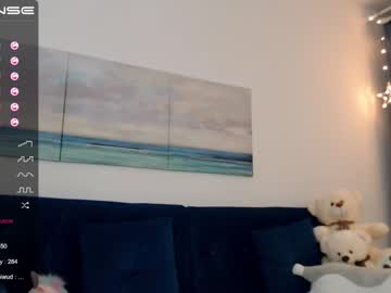 webcam girl small_blondee today image #1396196