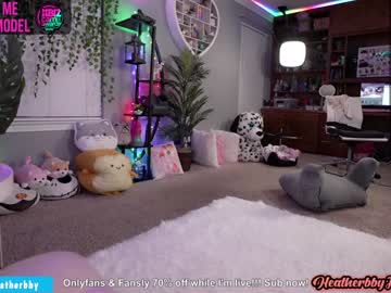 webcam girl heatherbby9 today image #1361542