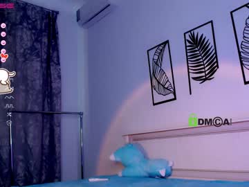 webcam girl small_blondee today image #3331305