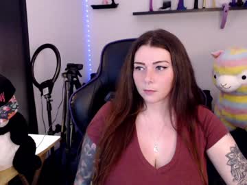webcam girl bigtittedtattedlesbian today image #2101118