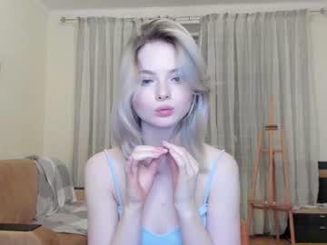 webcam girl yuppiyulia today image #87725