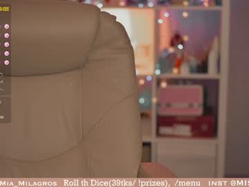 webcam girl mia_milagros today image #3643392